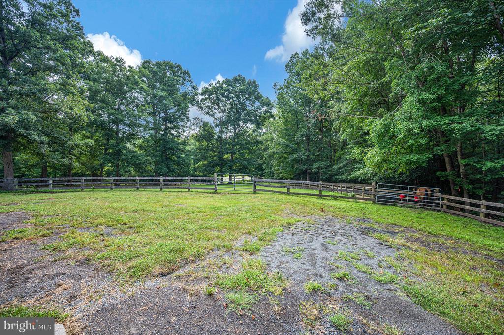 5099 COURTNEYS CORNER ROAD