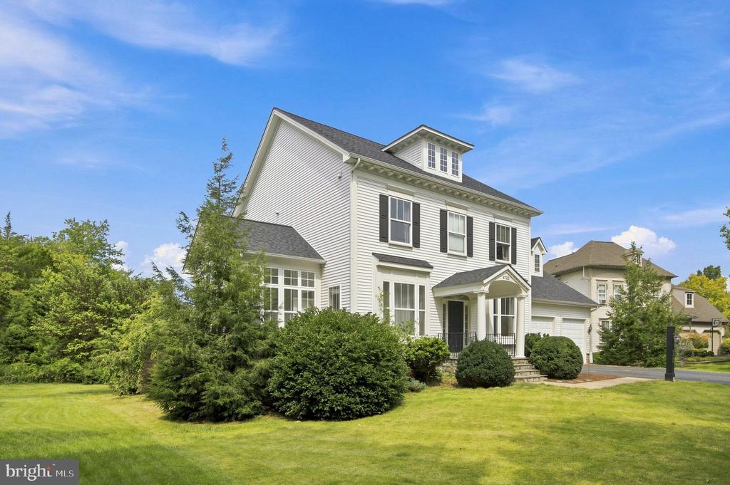 6722 ECKERT COURT