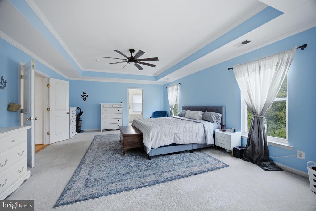 6722 ECKERT COURT