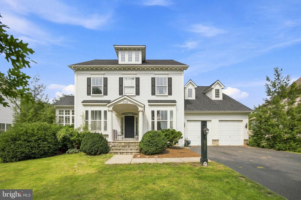 6722 ECKERT COURT