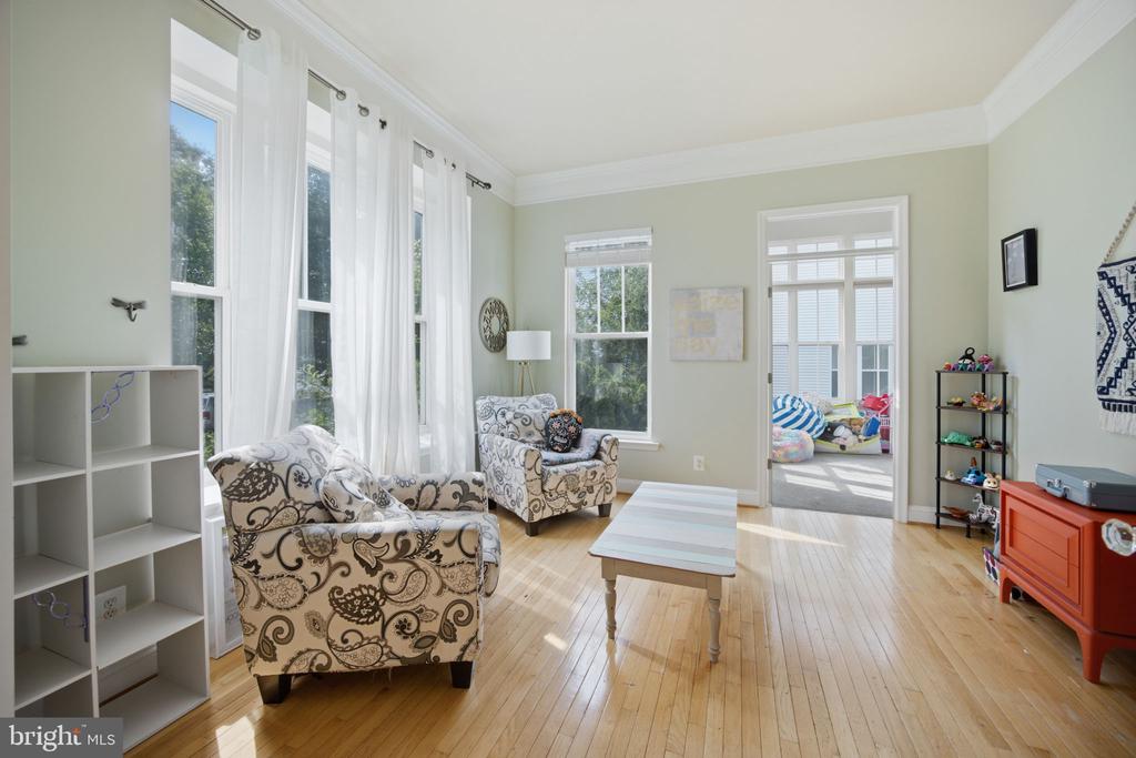 6722 ECKERT COURT