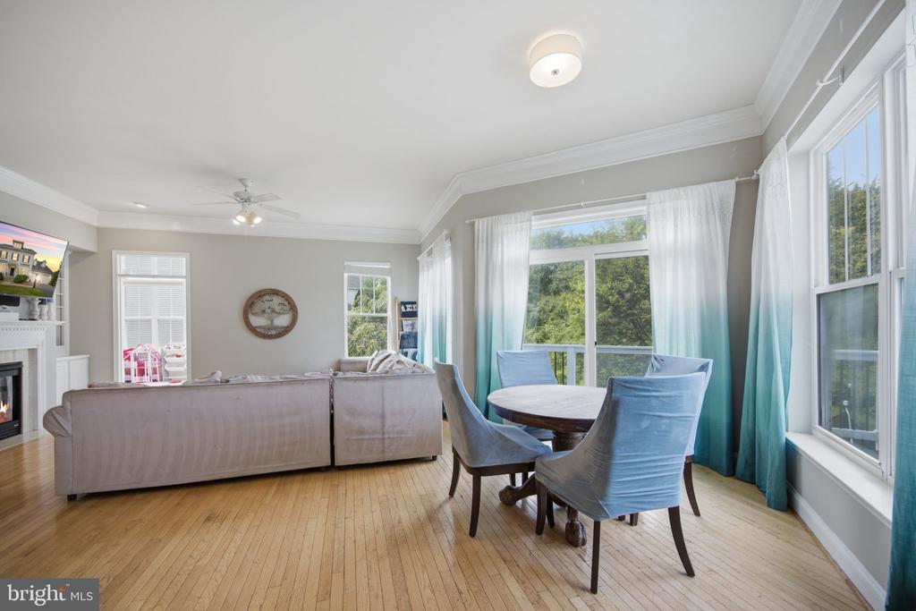 6722 ECKERT COURT