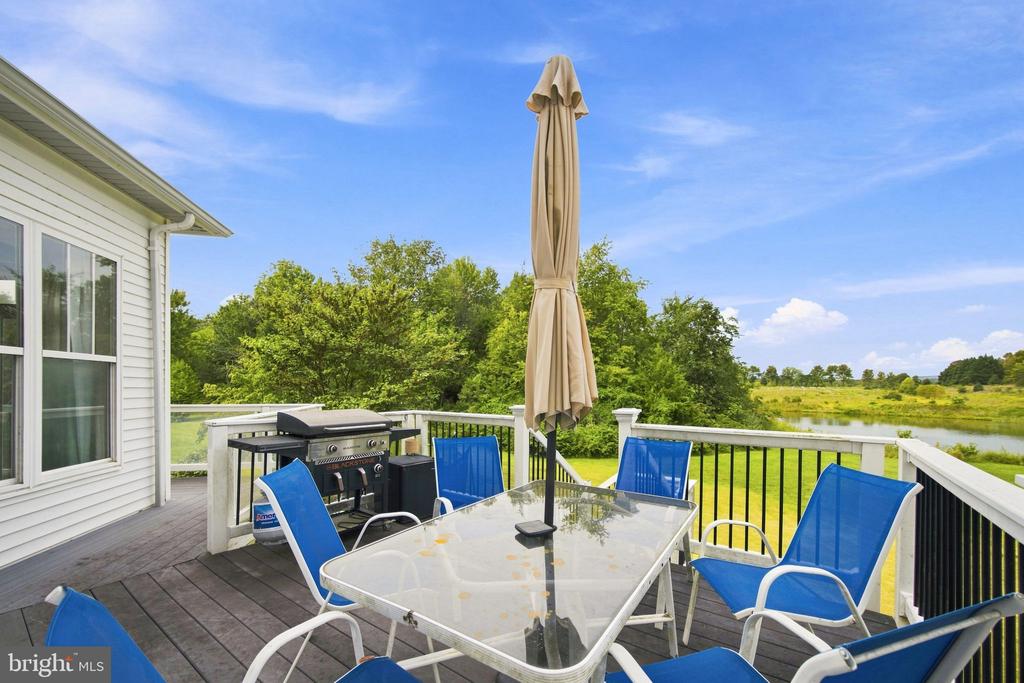 6722 ECKERT COURT