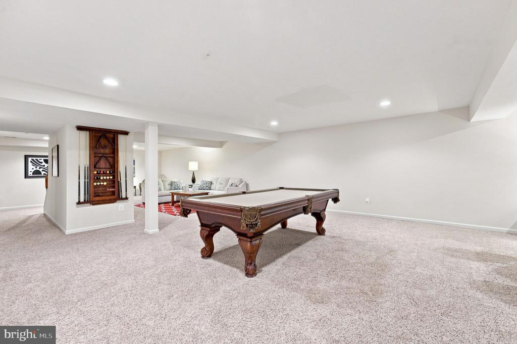 249 SAPPHIRE COURT