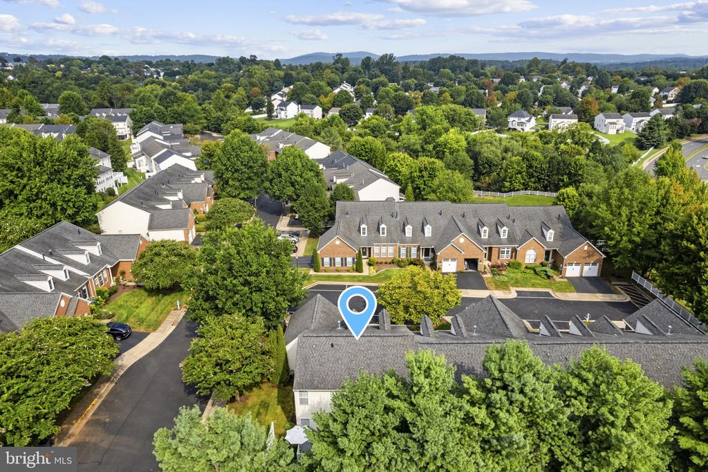 249 SAPPHIRE COURT