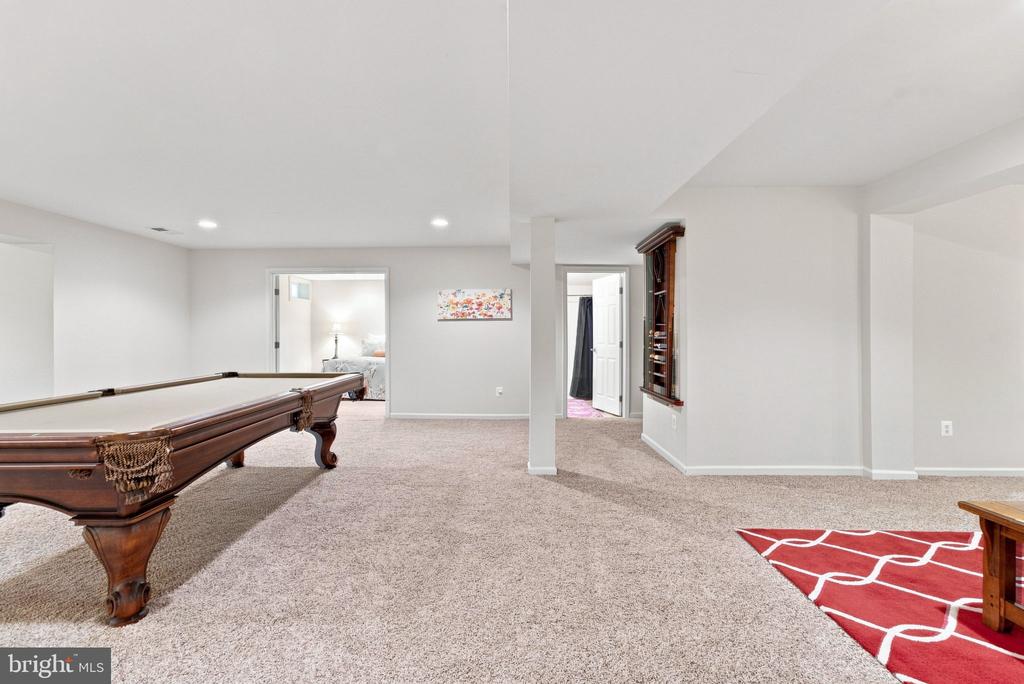 249 SAPPHIRE COURT