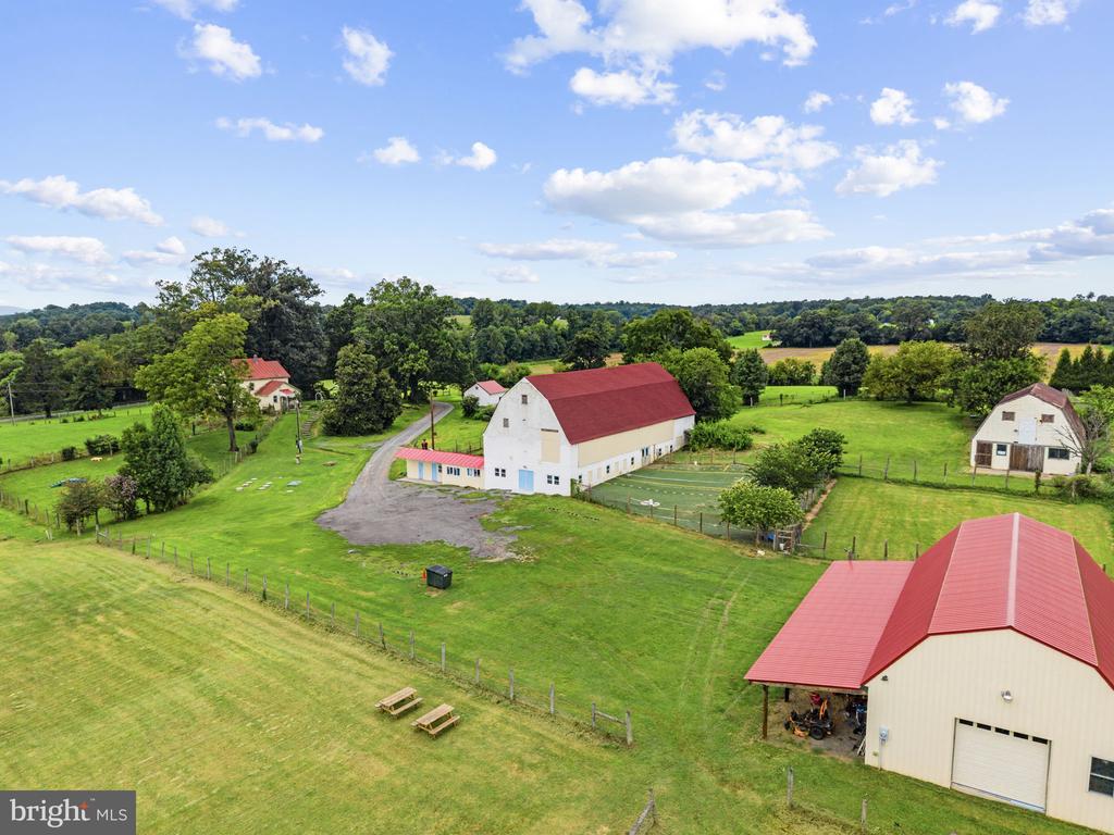 10401 GREEN ROAD