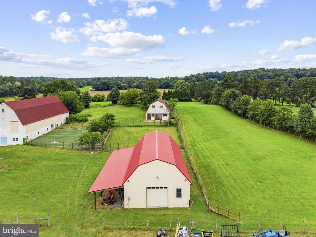 10401 GREEN ROAD