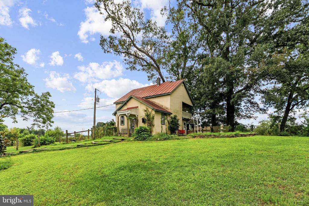 10401 GREEN ROAD