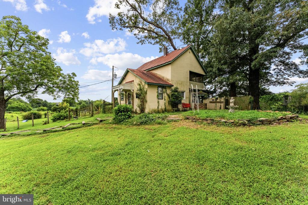 10401 GREEN ROAD