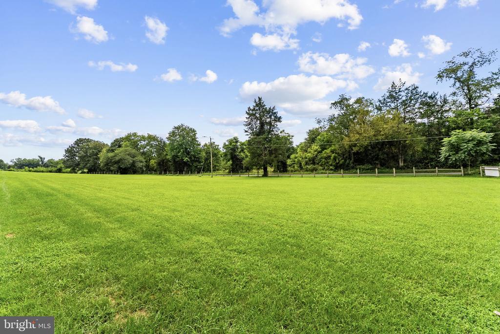 10401 GREEN ROAD
