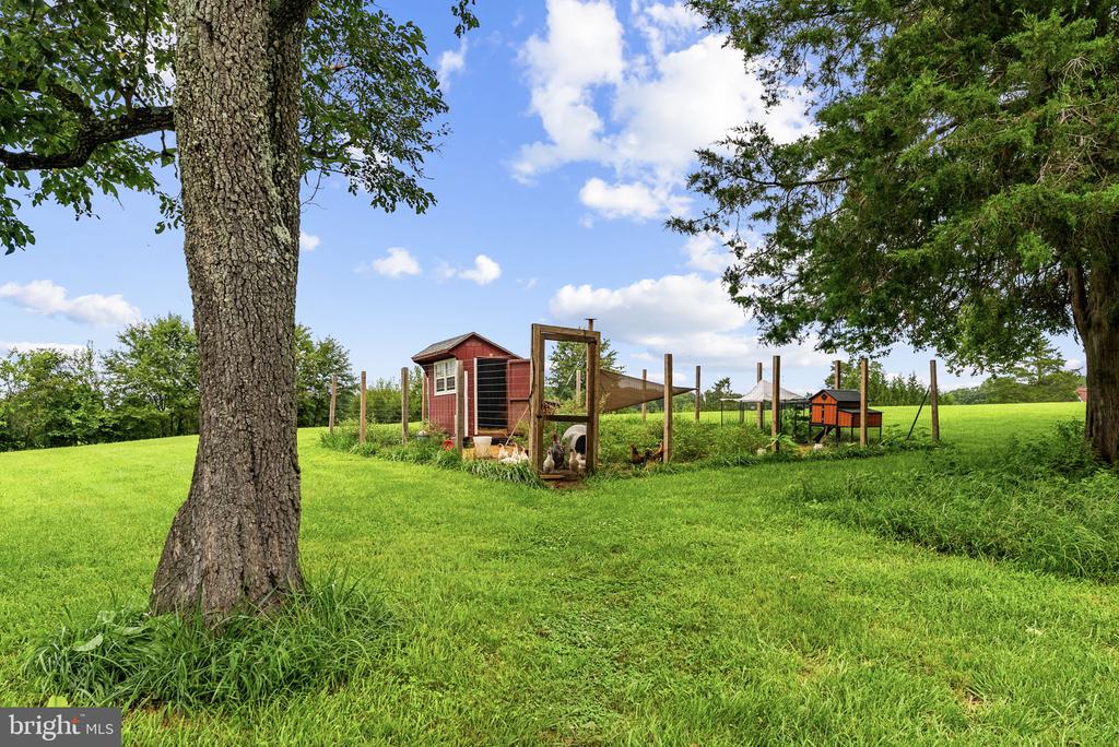 10401 GREEN ROAD