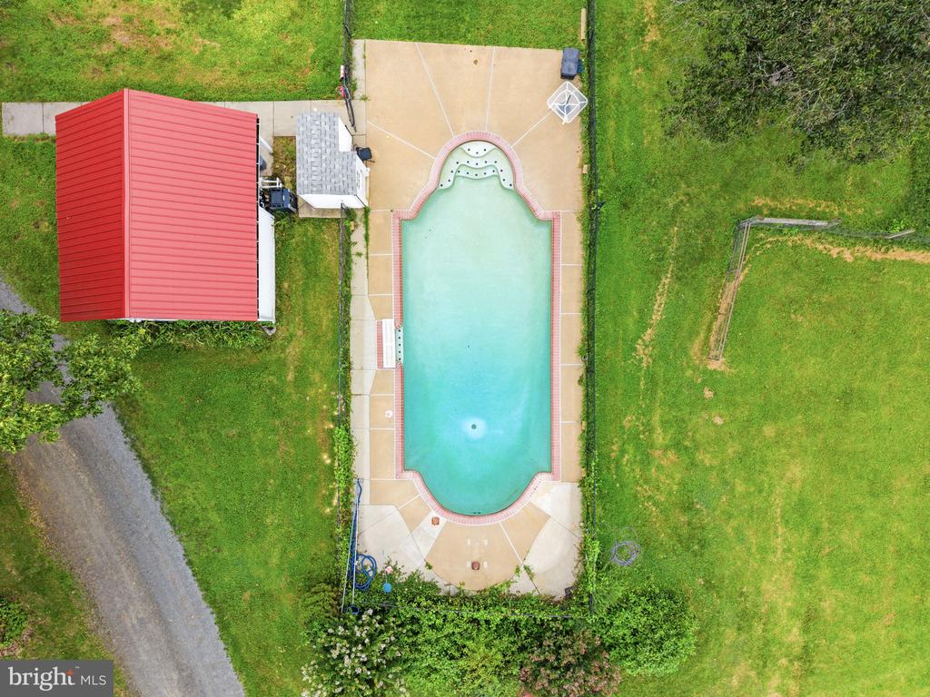 10401 GREEN ROAD