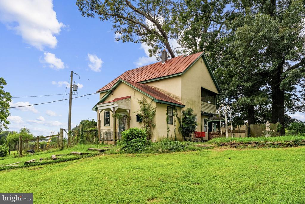 10401 GREEN ROAD