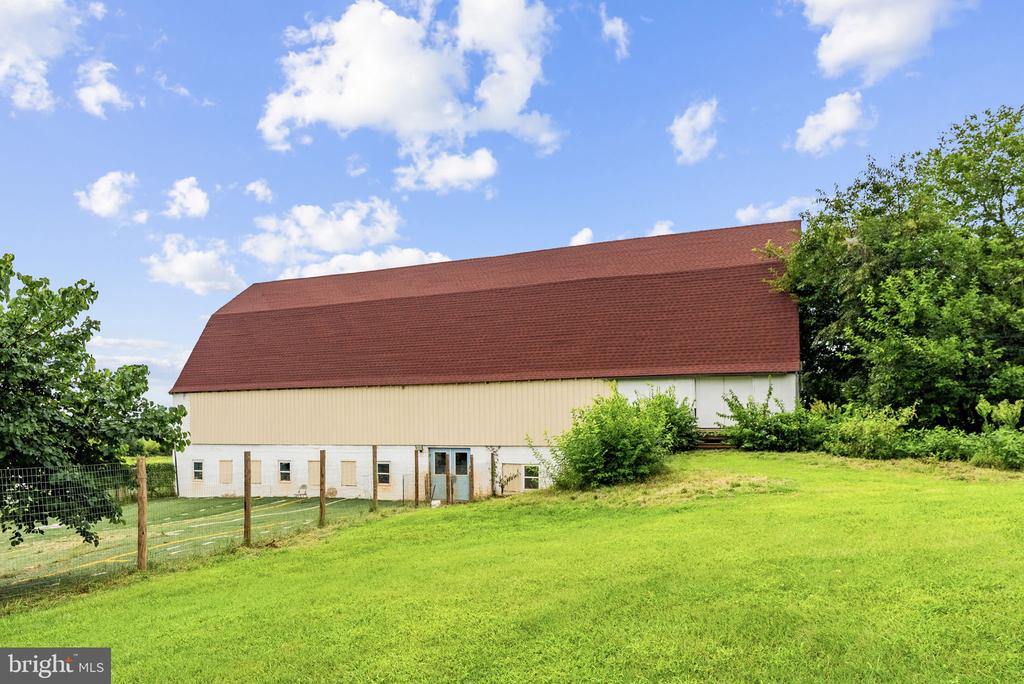 10401 GREEN ROAD