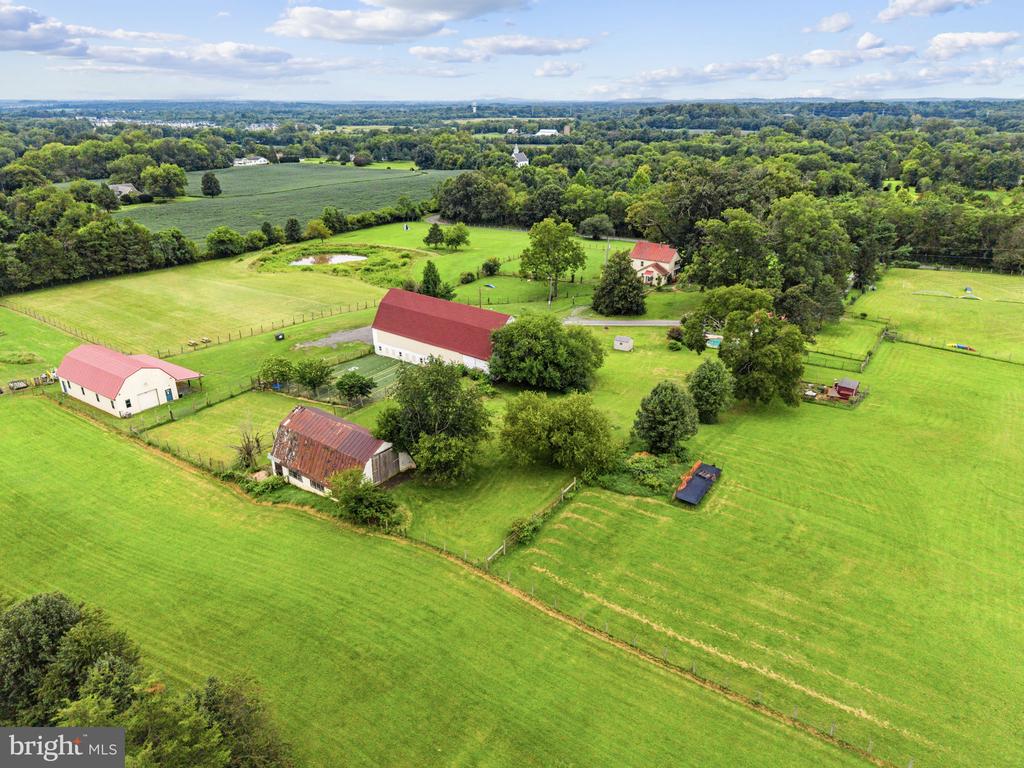 10401 GREEN ROAD