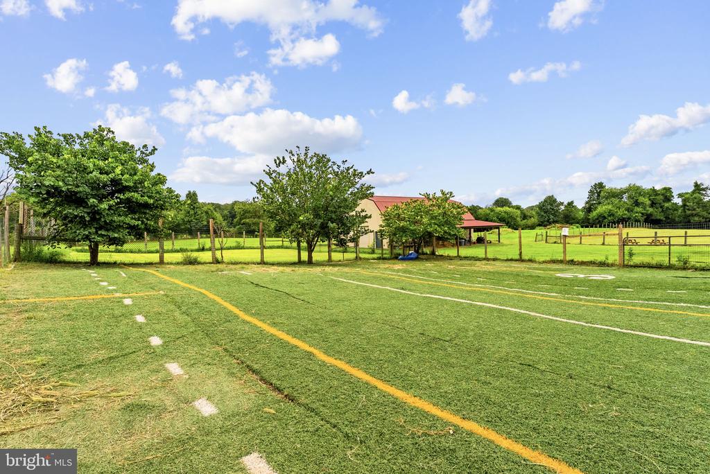 10401 GREEN ROAD