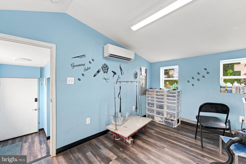 10401 GREEN ROAD