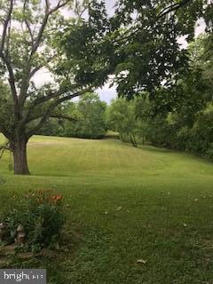 7600 ROGUES ROAD
