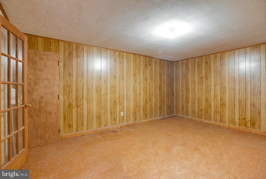 4528 ANNS LANE