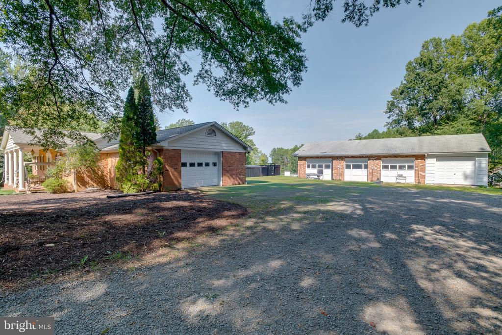 4528 ANNS LANE