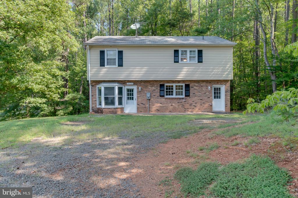 4528 ANNS LANE