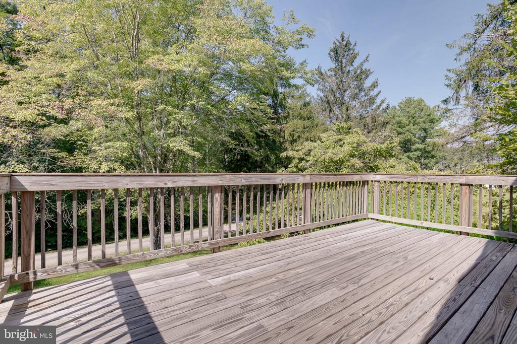 4528 ANNS LANE
