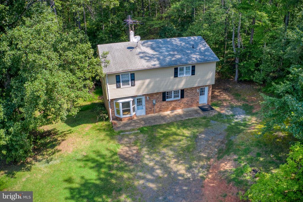 4528 ANNS LANE