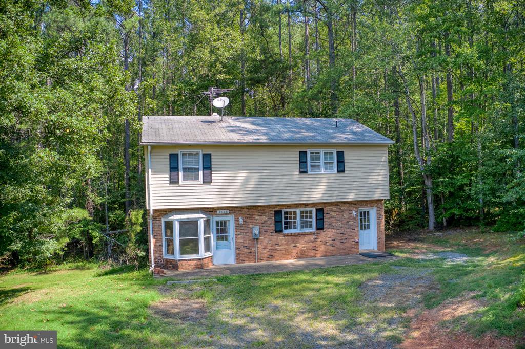 4528 ANNS LANE