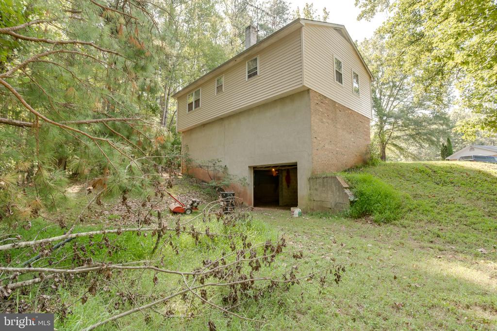 4528 ANNS LANE