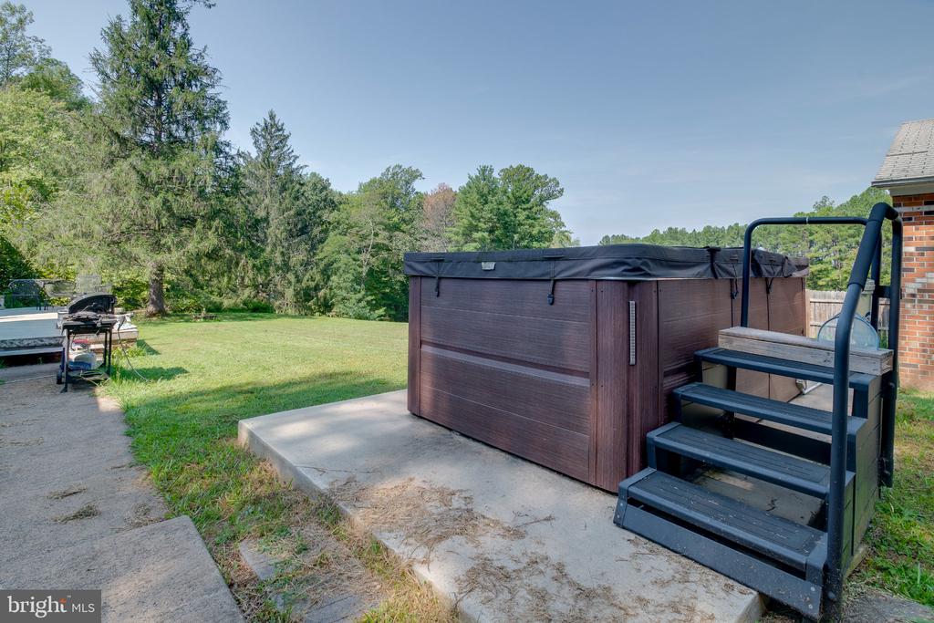 4528 ANNS LANE