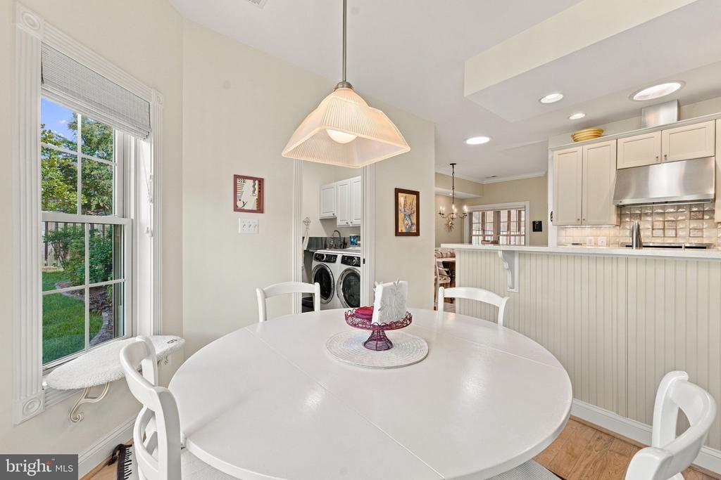 256 CARRIAGE CHASE CIRCLE