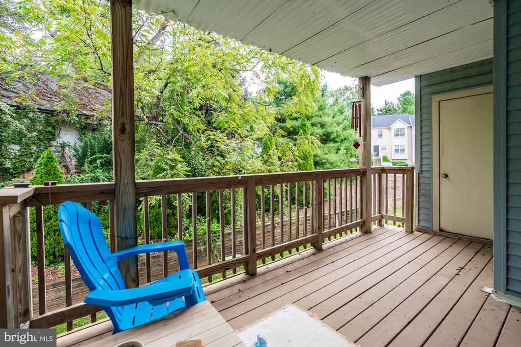 712 CEDAR CREST DRIVE Unit: B