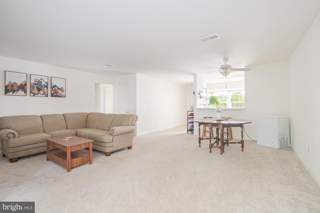 712 CEDAR CREST DRIVE Unit: B