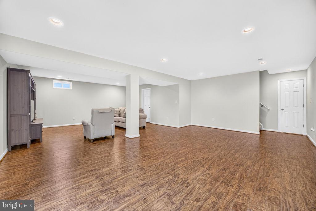 1234 CADENCE WAY