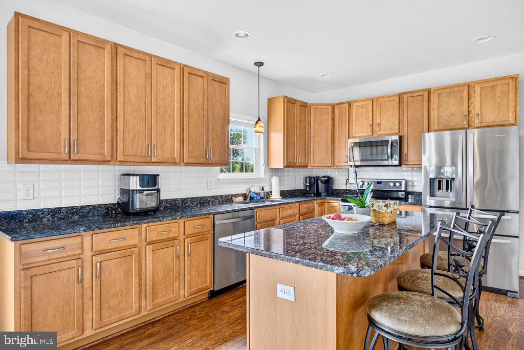 1234 CADENCE WAY