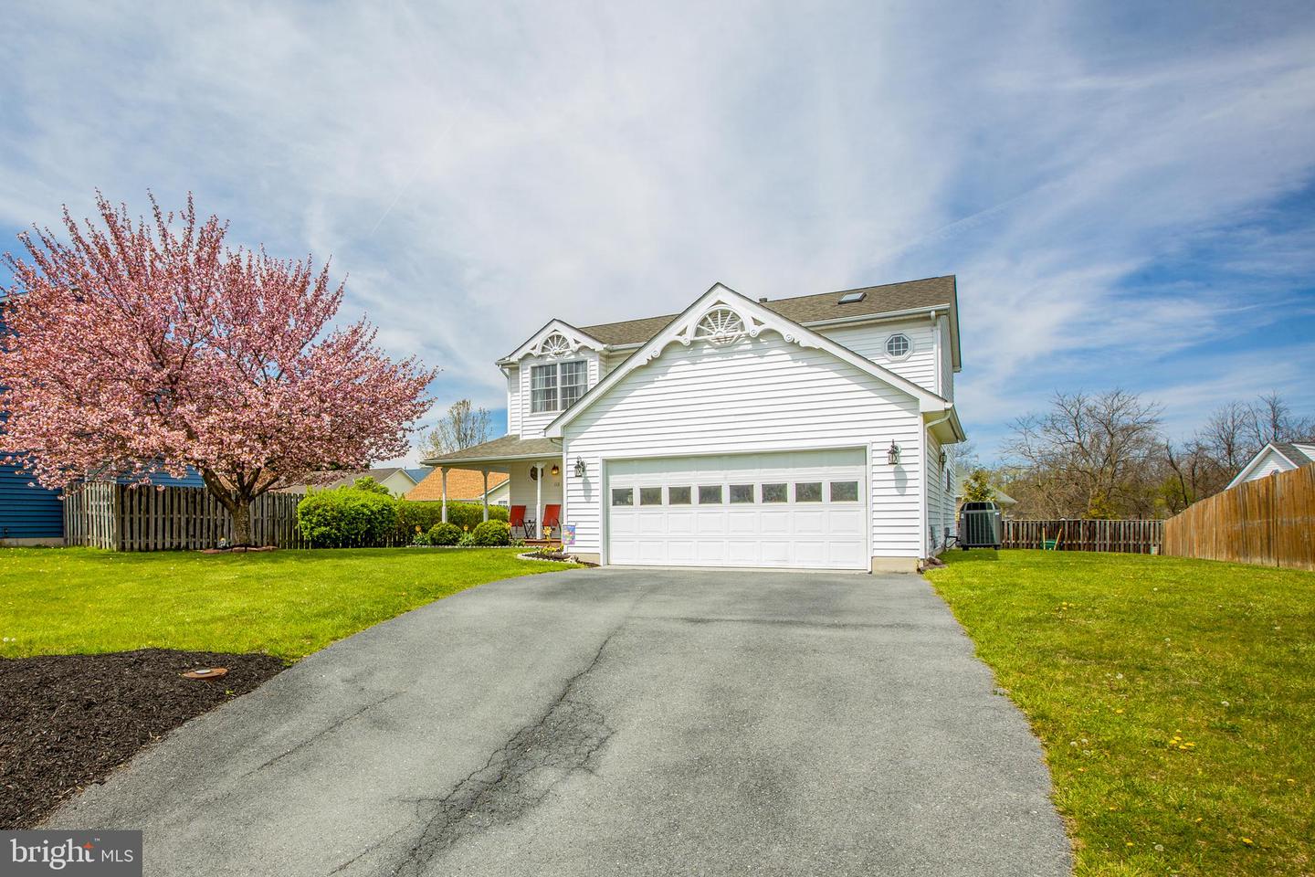 113 Ware PLACE