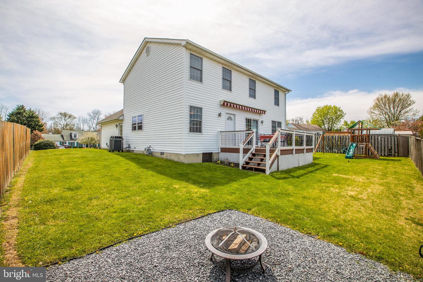 113 Ware PLACE