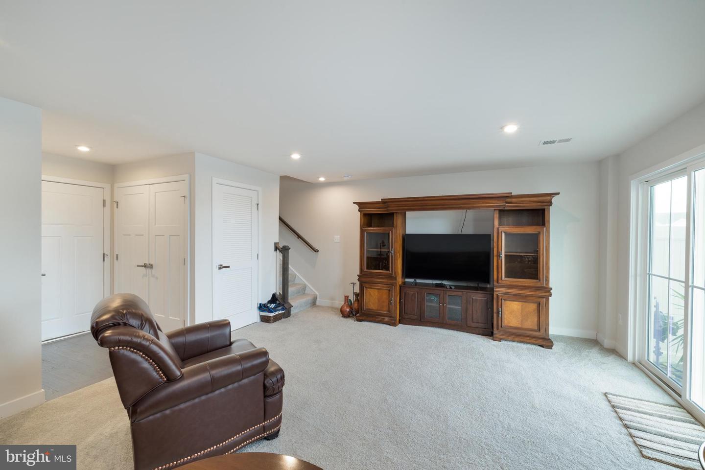 110 Burkwood TERRACE
