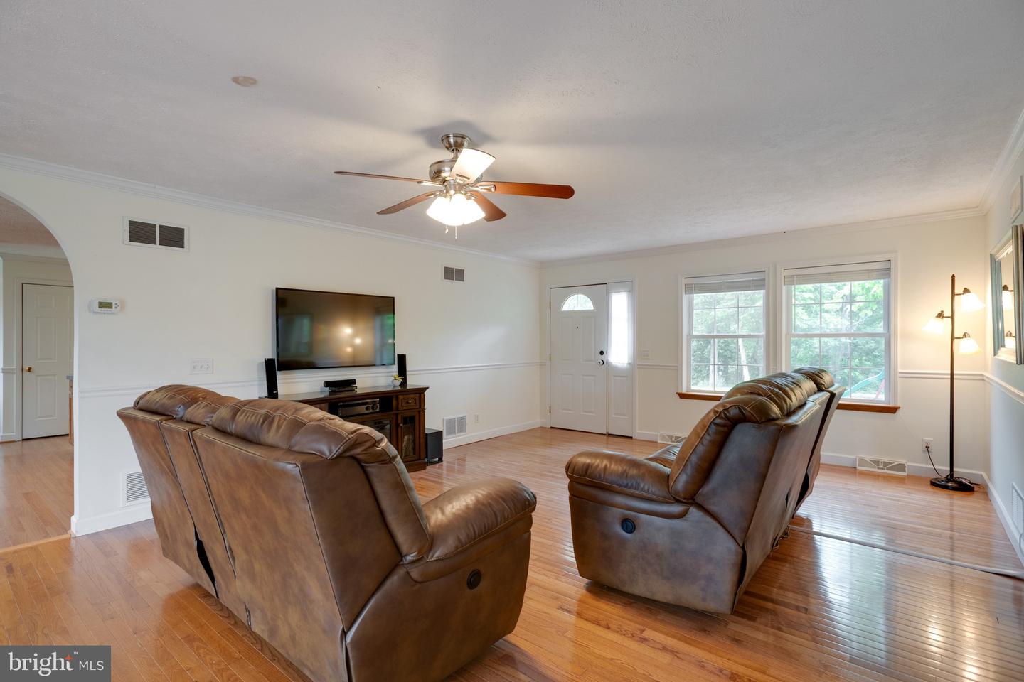 293 Majestic Oaks LANE