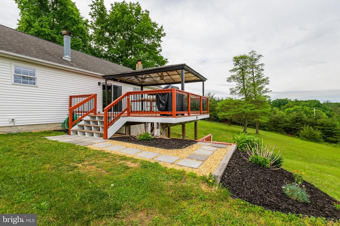 293 Majestic Oaks LANE