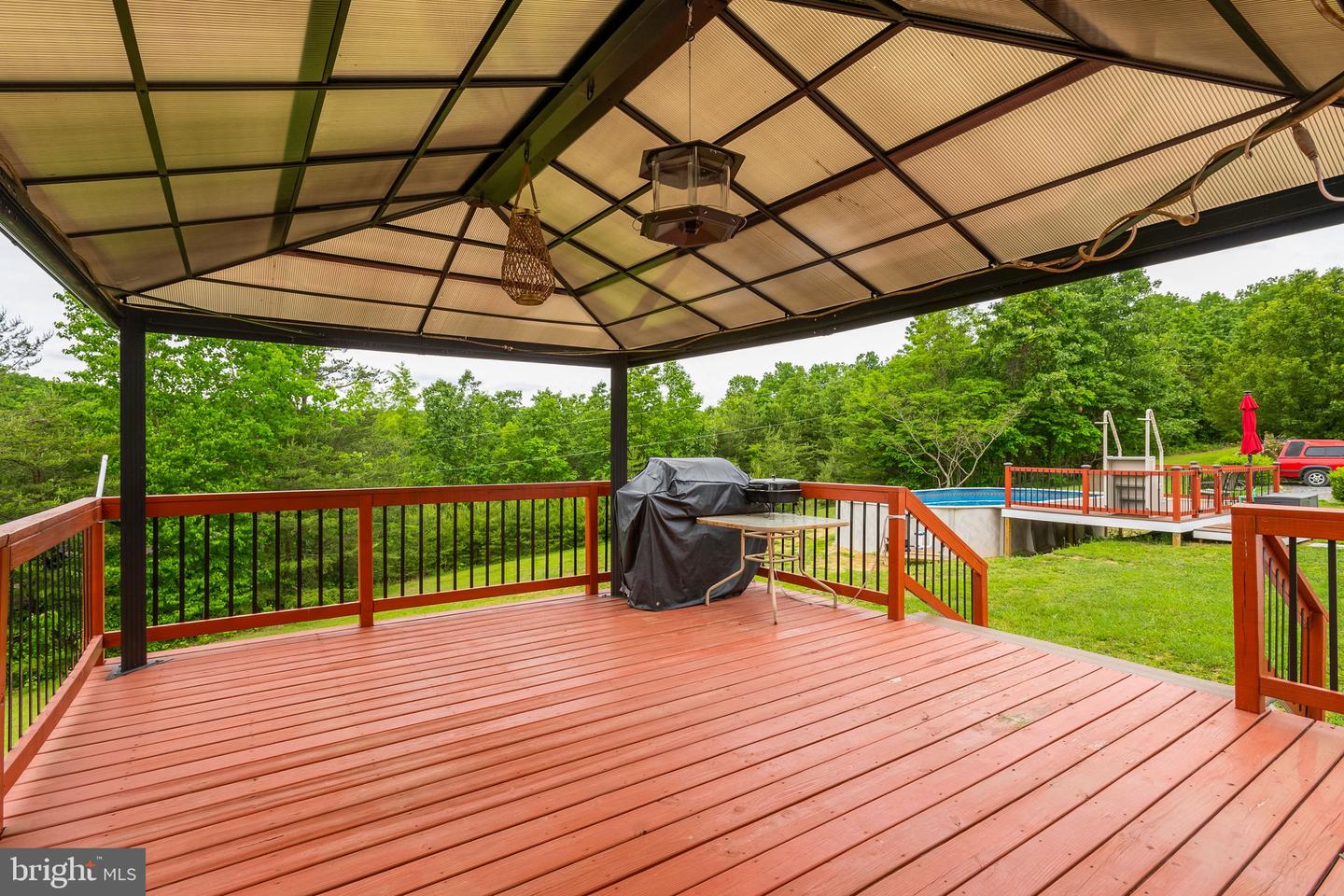 293 Majestic Oaks LANE