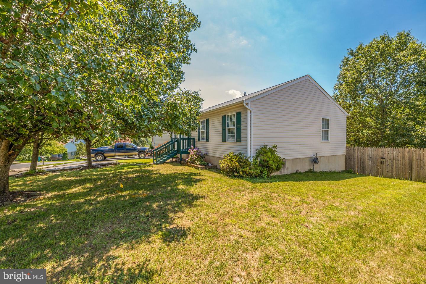 121 Hill Valley DRIVE