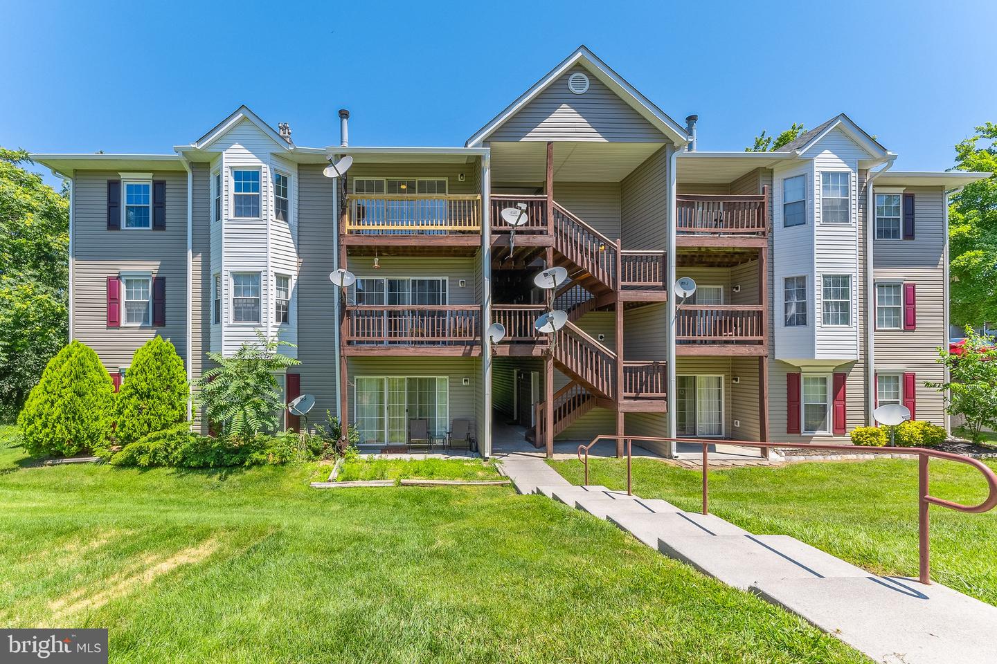 112 Timberlake TERRACE Unit: 10