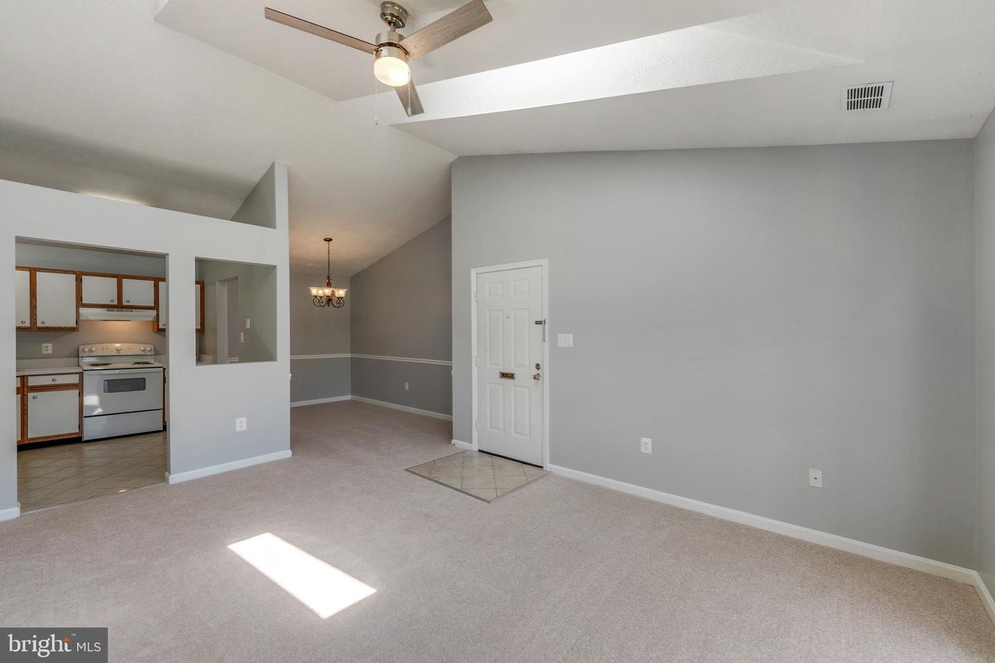 112 Timberlake TERRACE Unit: 10