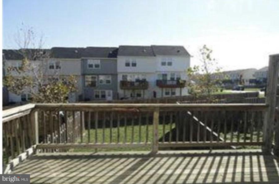 323 Copperfield LANE