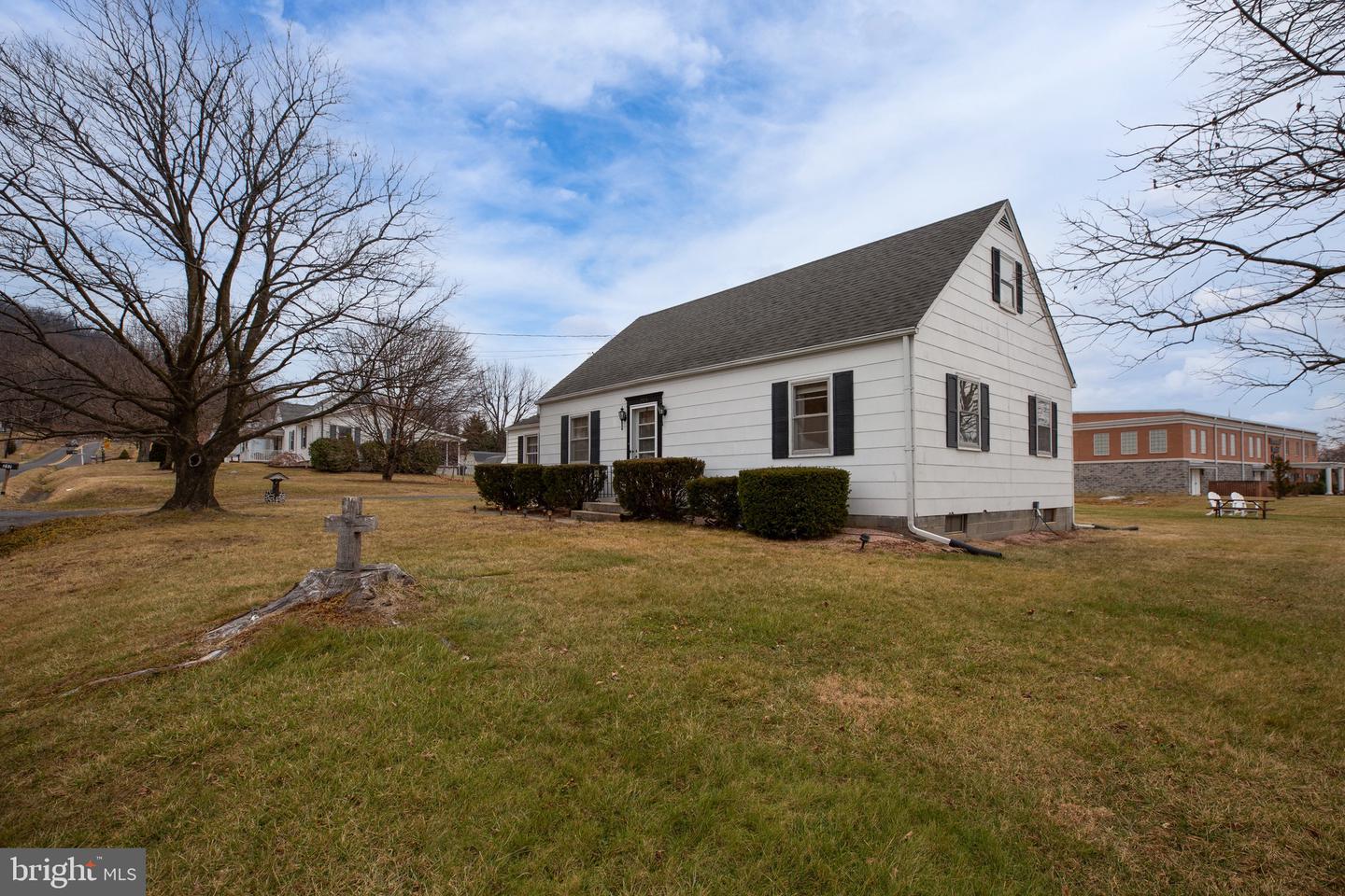 208 Poorhouse ROAD