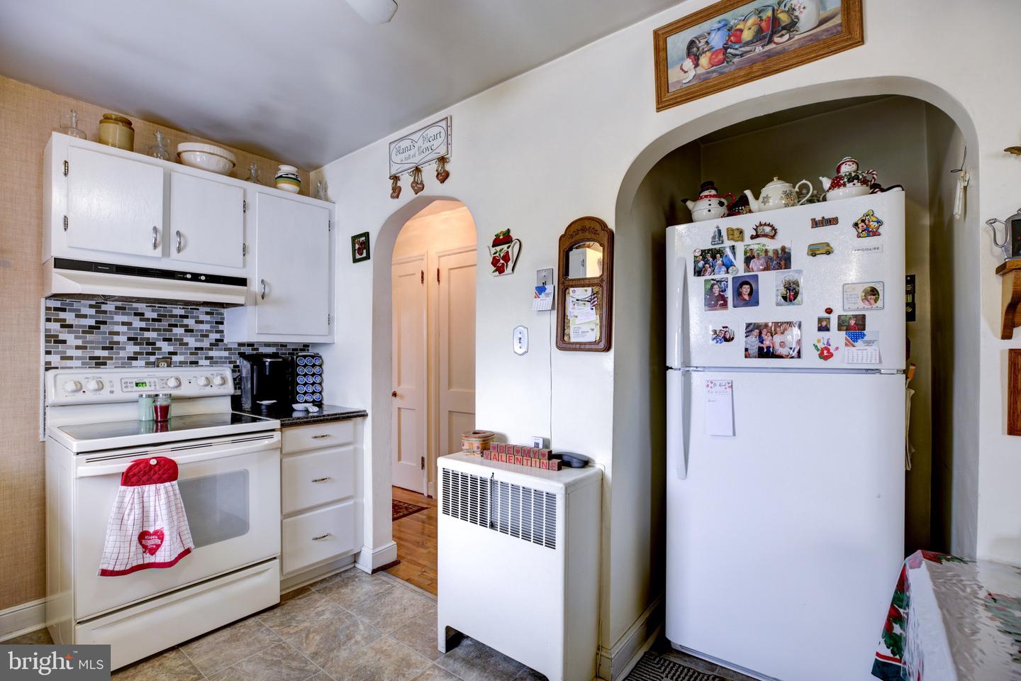 208 Poorhouse ROAD