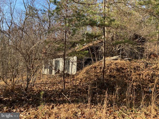 518 Tinderbox LANE