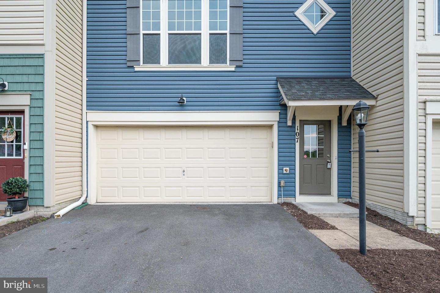 107 Argyle COURT
